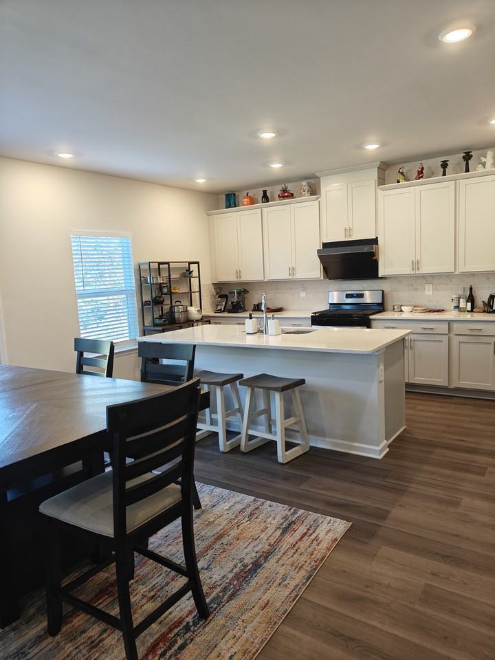 1921 Dosk Ave #NA - Photo 3 of 22