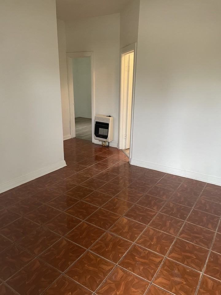 39 Oak Ave #39 - Photo 2 of 19