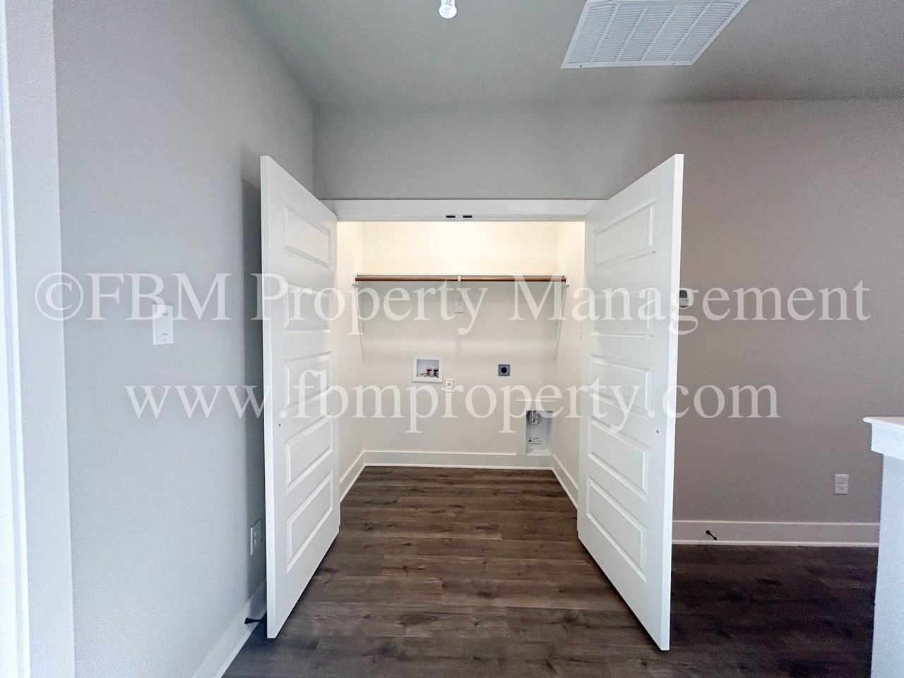 933 Cooksey Ct #B - Photo 7 of 38