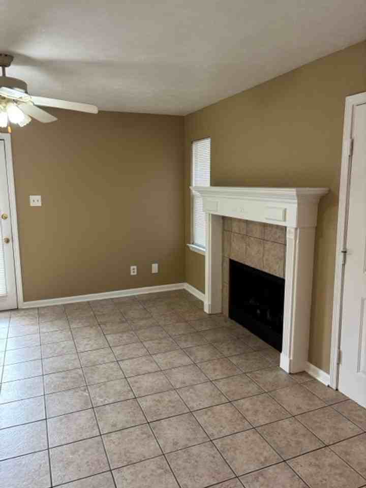 Woodland Cardinal Apartments - Photo 3 of 18