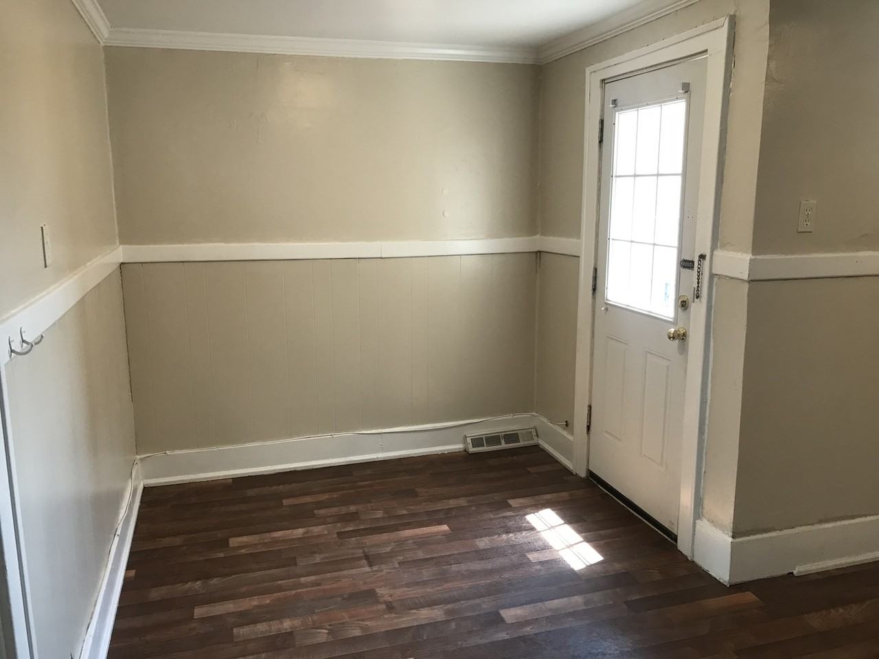 169 Nassau - Photo 2 of 7