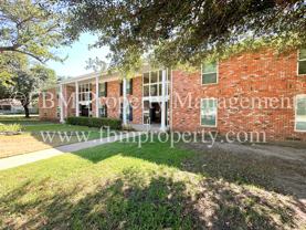 518 N Rogers St #204 - Photo 1 of 1