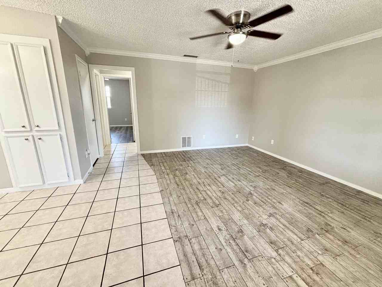 5202 Kenosha Ave - Photo 4 of 17