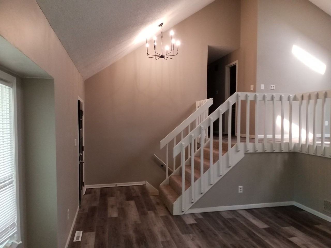 3912 Sw 10th St - Photo 6 of 30