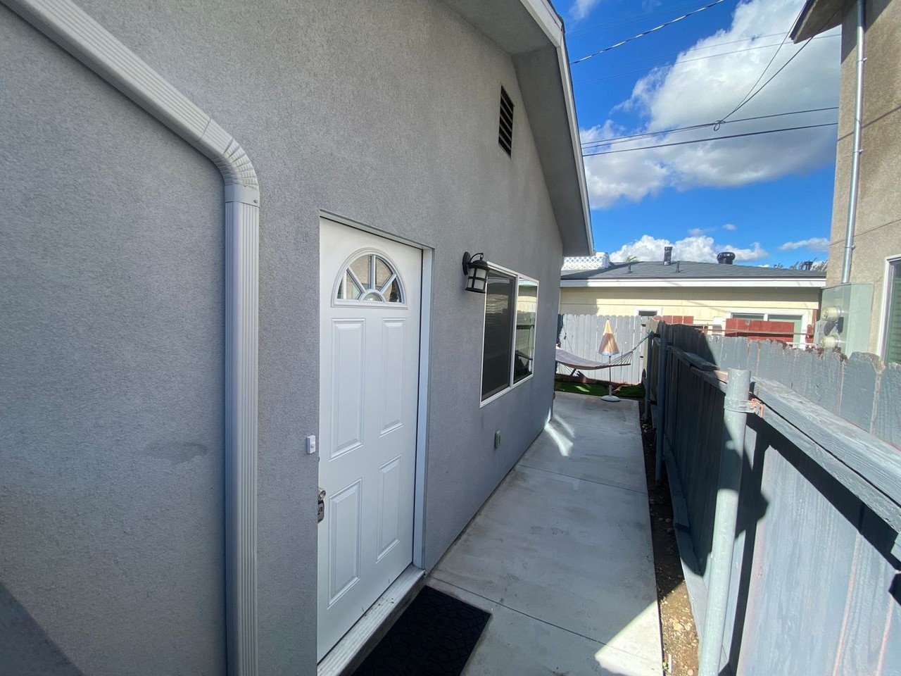 6136 Dorothy Dr - Photo 4 of 18