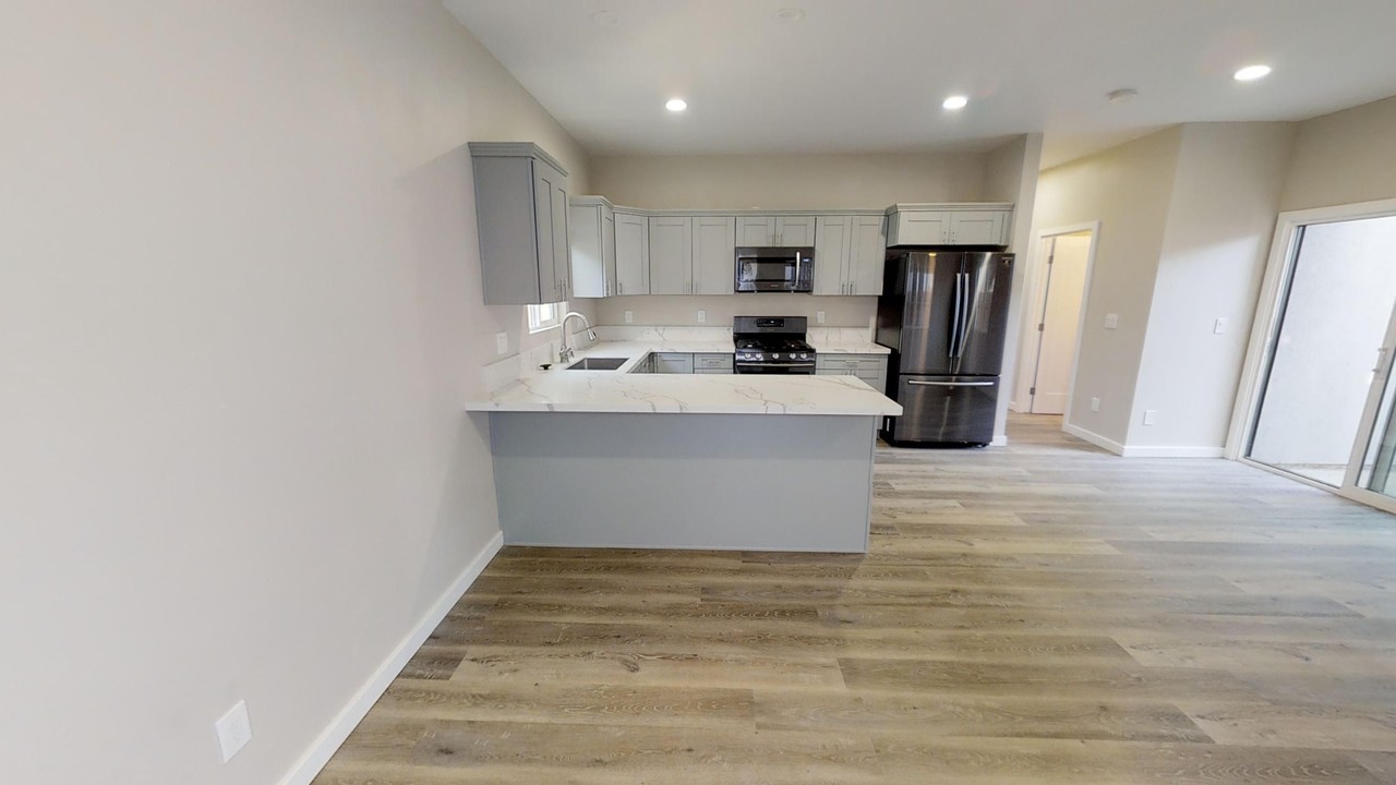 6136 Dorothy Dr - Photo 6 of 18