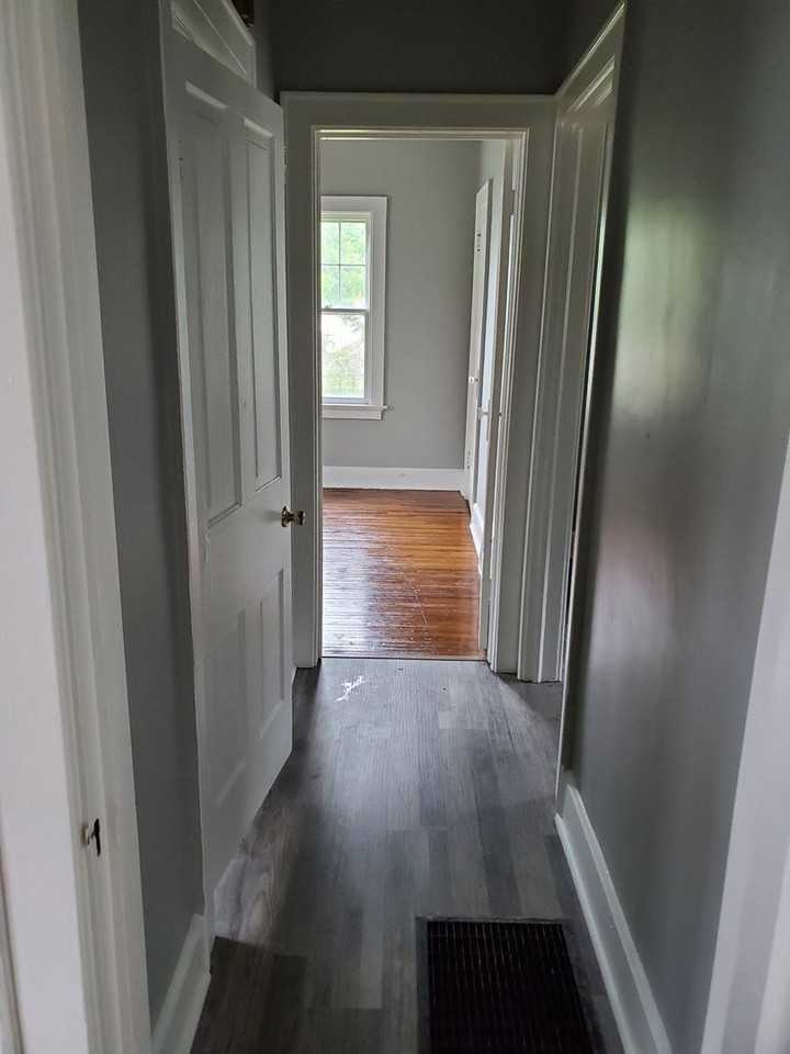 1119 Adams Ave - Photo 7 of 9