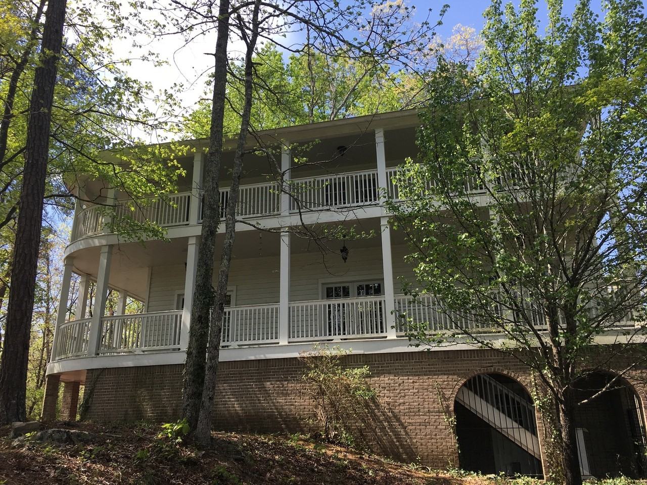 332 Ridge Dr - Photo 3 of 43