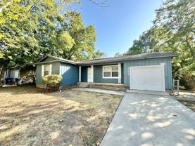 707 W Lincoln Ave - Photo 1 of 1