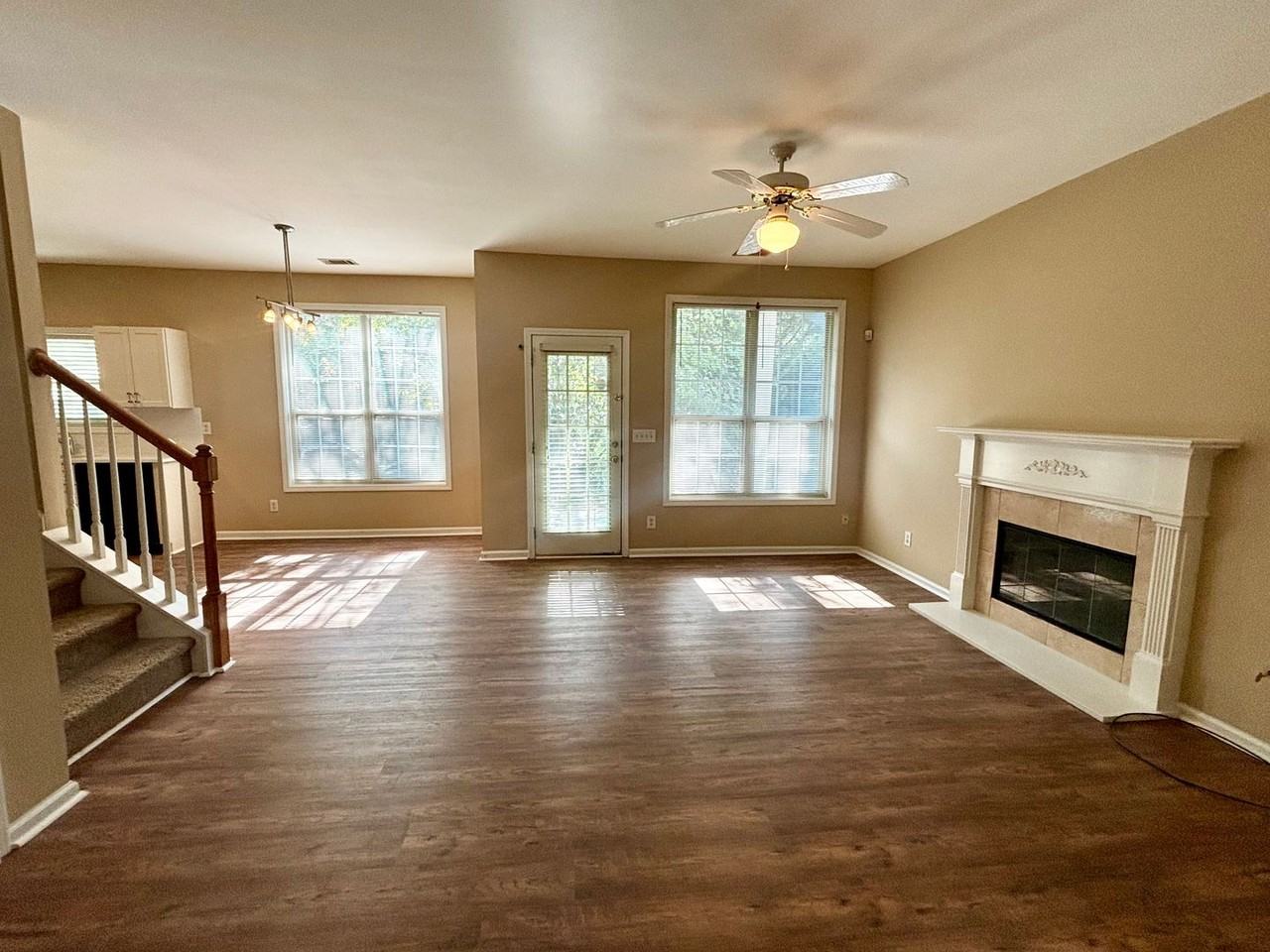 2874 Winterhaven Ct - Photo 2 of 21
