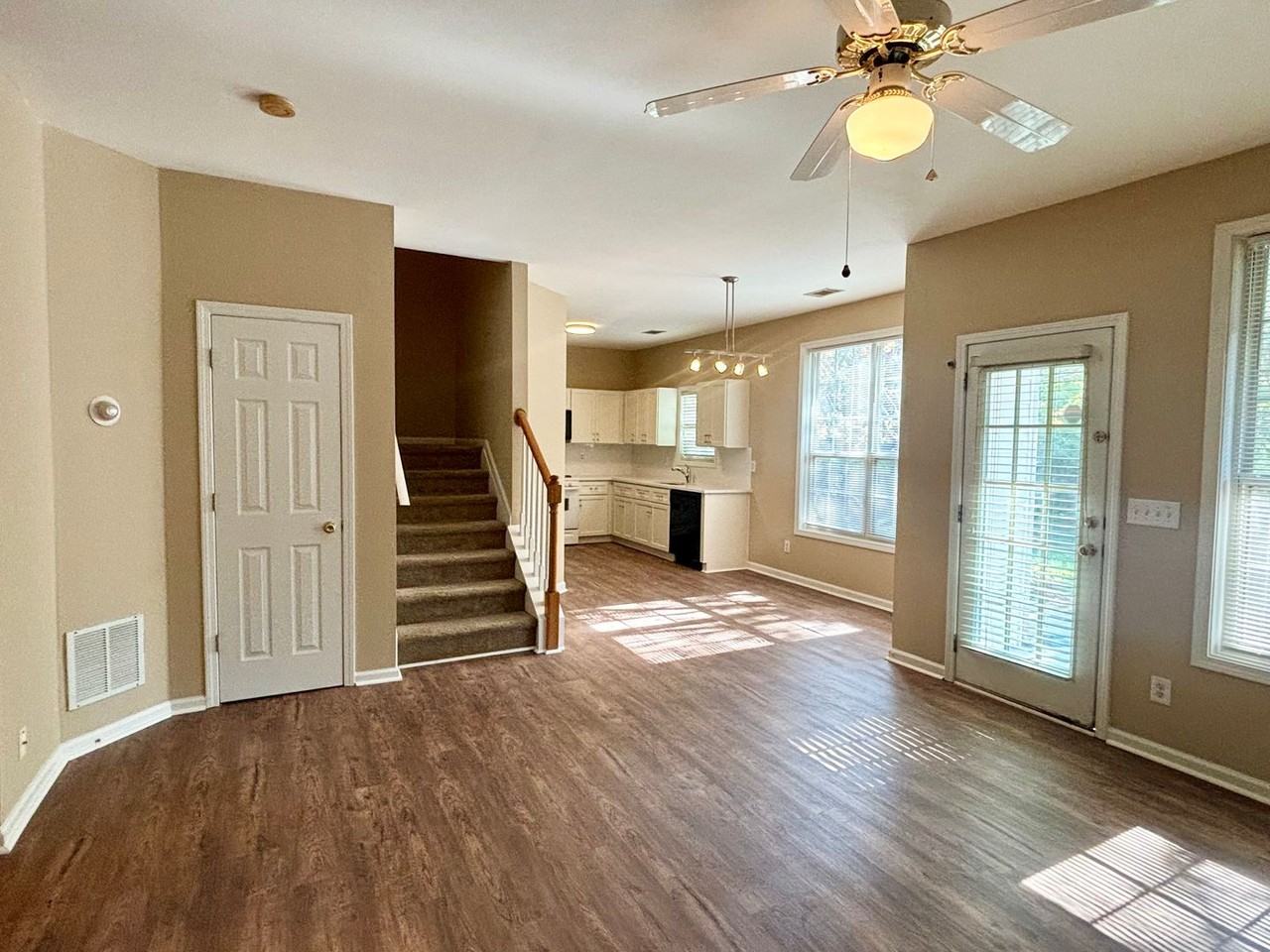 2874 Winterhaven Ct - Photo 3 of 21