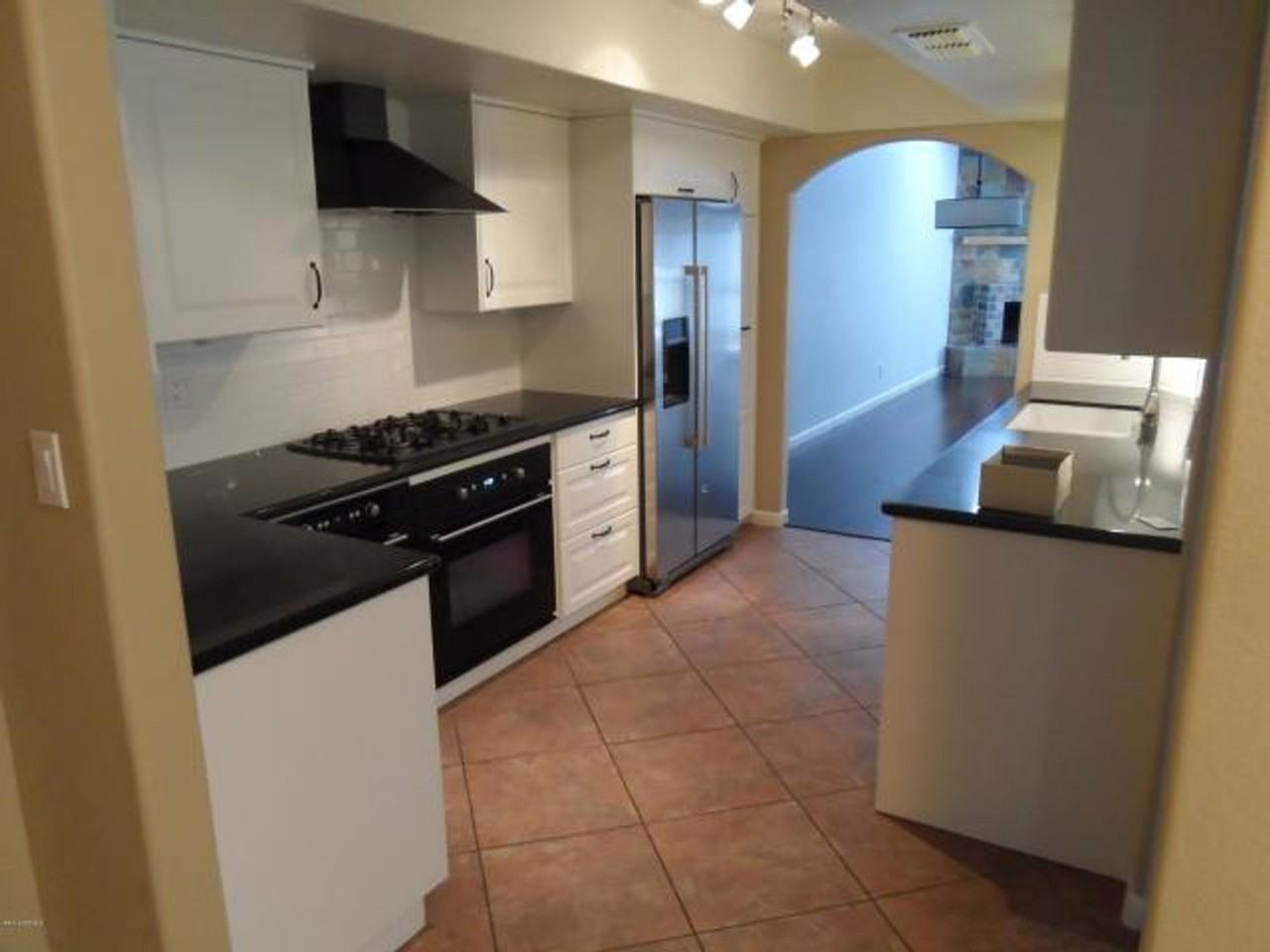 4301 N 21st St #48 - Photo 5 of 21