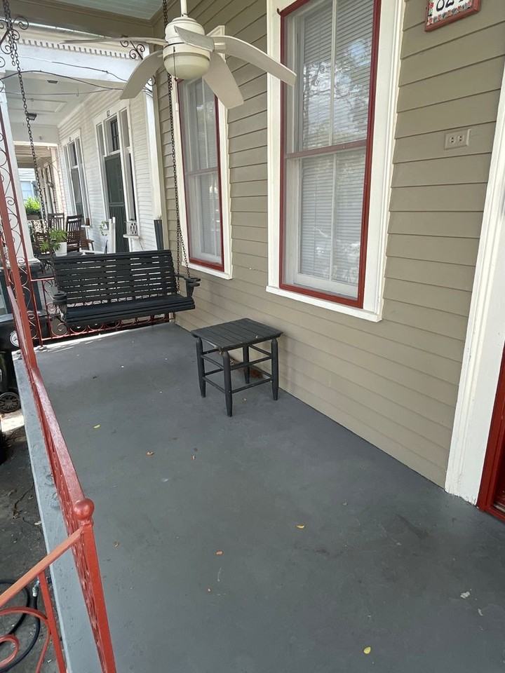 824 Jena St - Photo 2 of 20