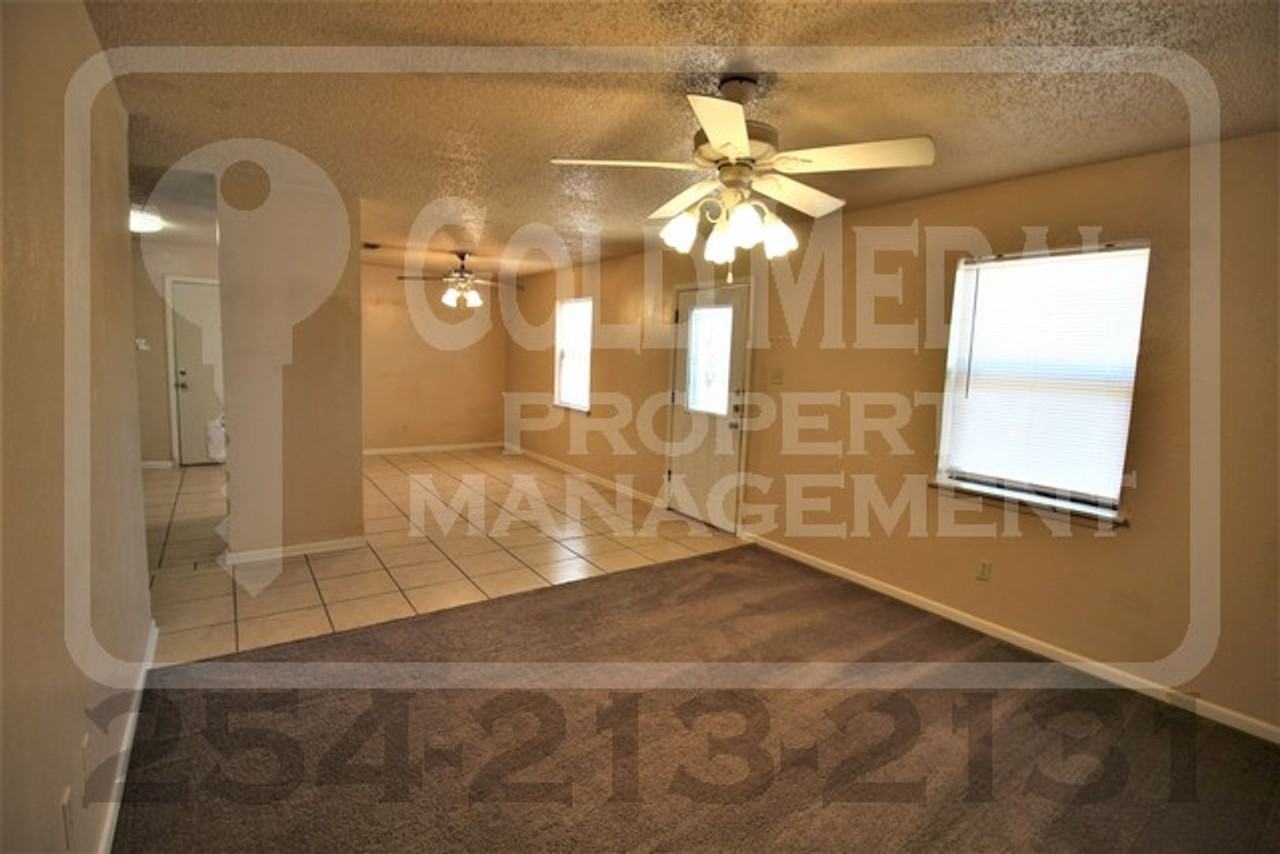 804 Michelle Dr - Photo 3 of 26