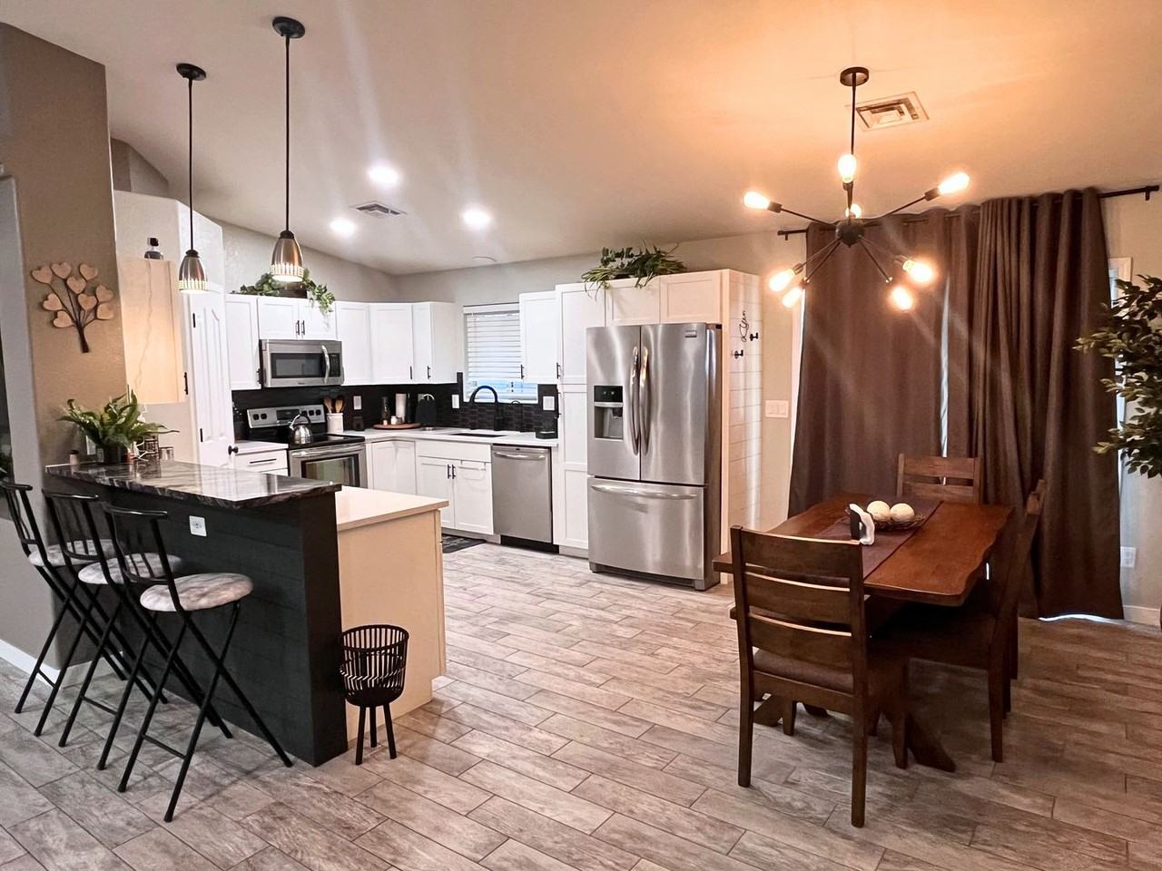 2921 El Dorado Ave N - Photo 4 of 34