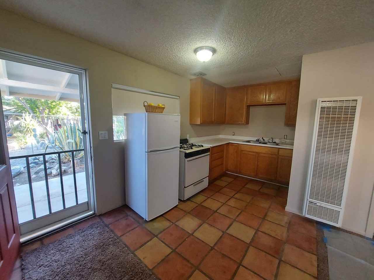 11049 Coronado Dr - Photo 3 of 9