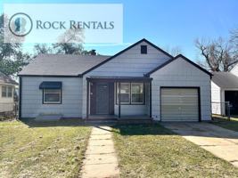 featured image of 621 E 6th Ave