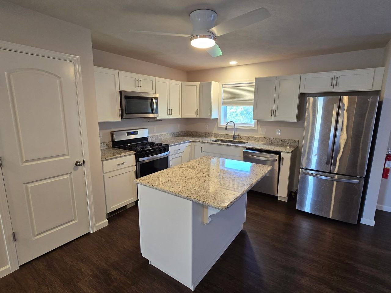 145 Amicus Dr - Photo 2 of 19