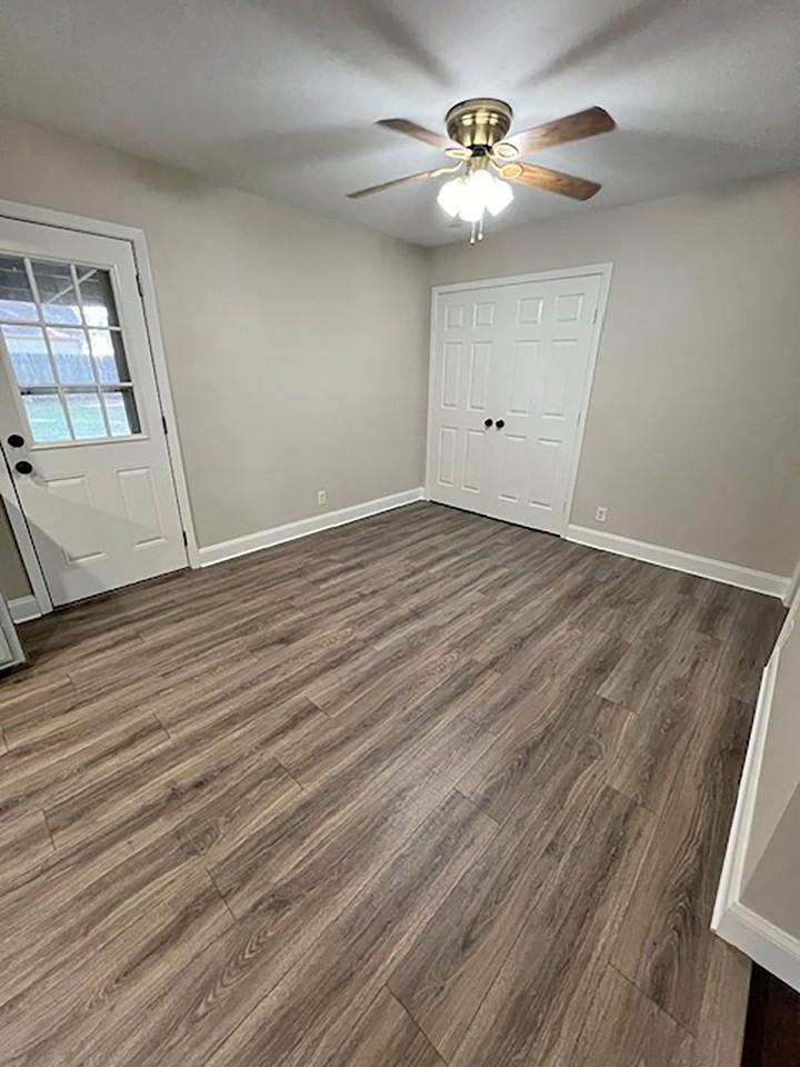 605 N Cherry St - Photo 7 of 31