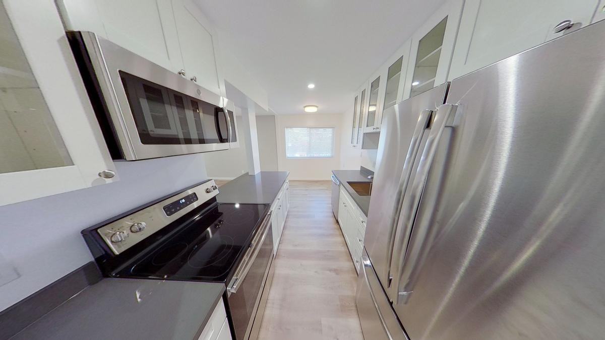 377 Santa Clara Ave - Photo 2 of 14
