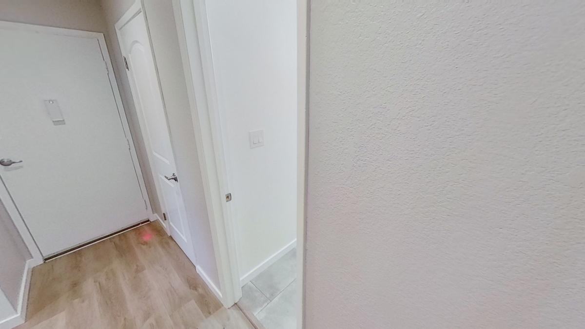 377 Santa Clara Ave - Photo 4 of 14