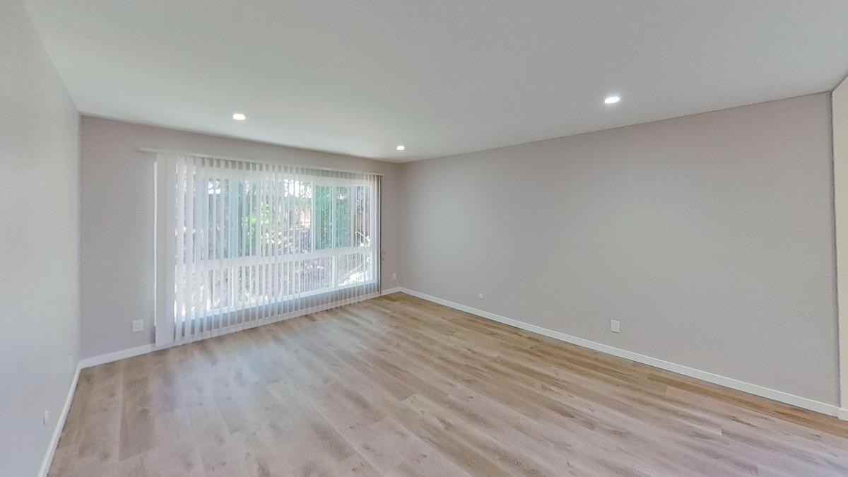 377 Santa Clara Ave - Photo 7 of 14