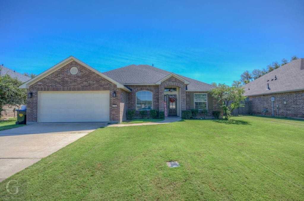 2152 Sweet Bay Cir - Photo 2 of 25