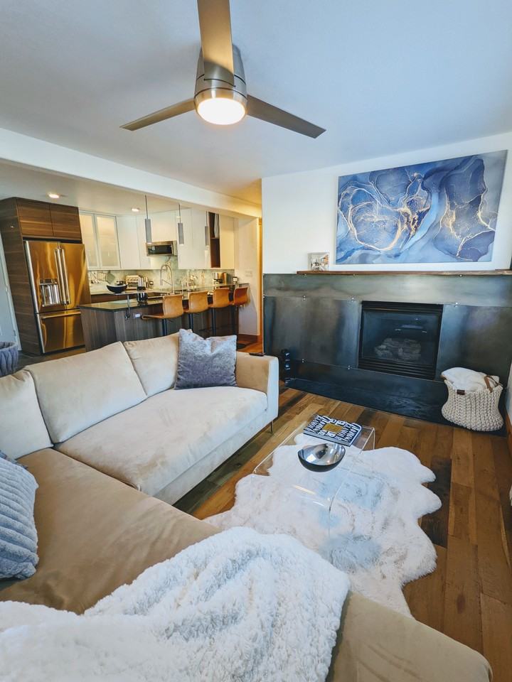 730 Yampa St #B2 - Photo 3 of 13