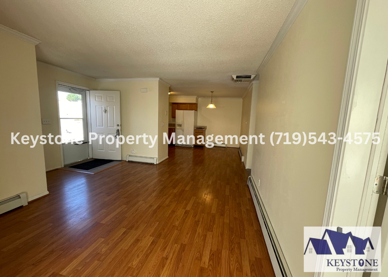 862 S Harmony Dr - Photo 3 of 24