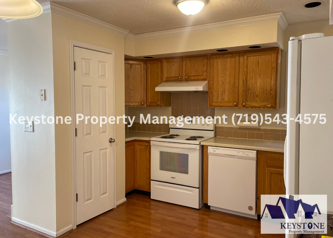 862 S Harmony Dr - Photo 6 of 24