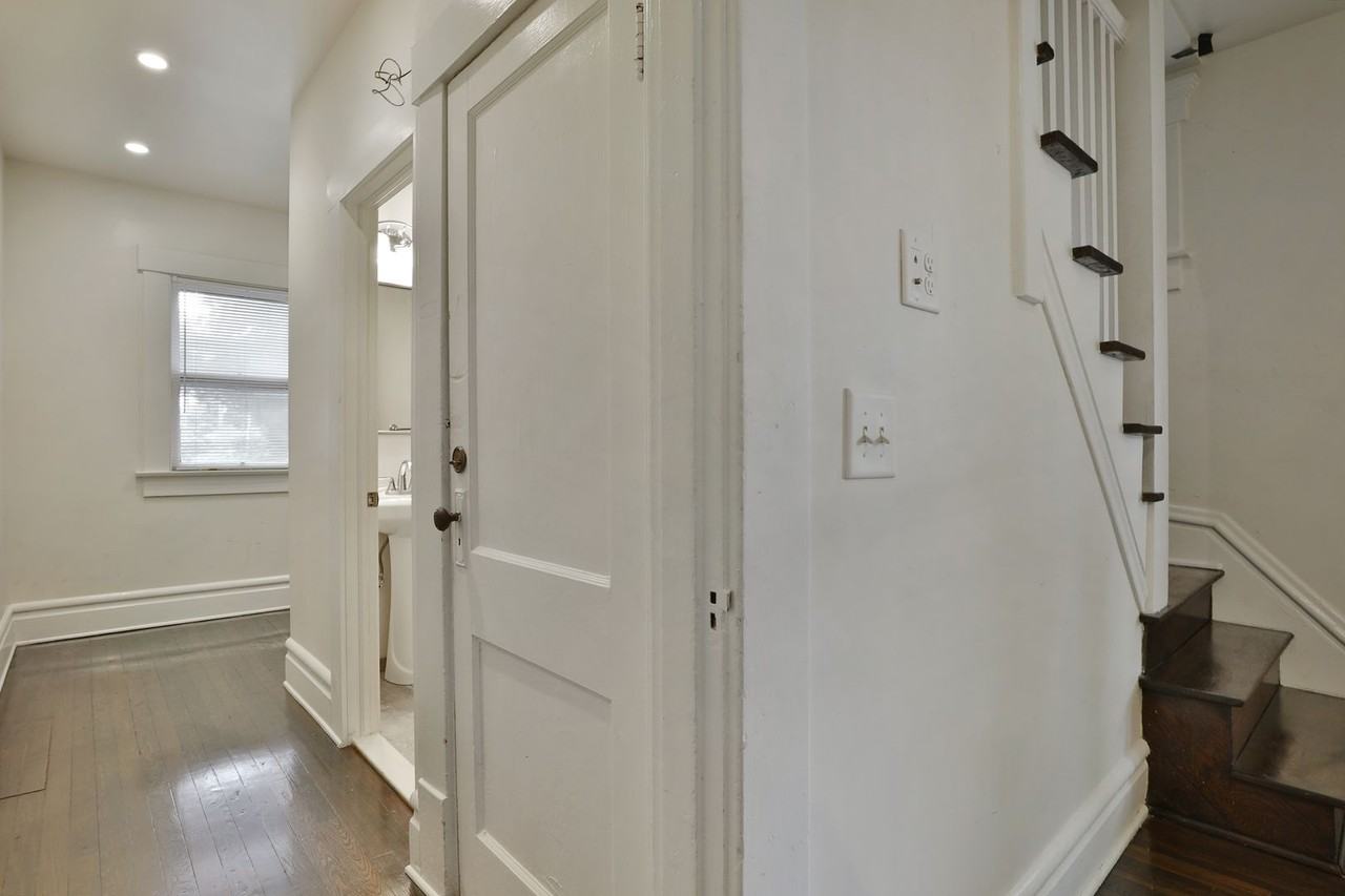 248 E Patterson Ave - Photo 5 of 16