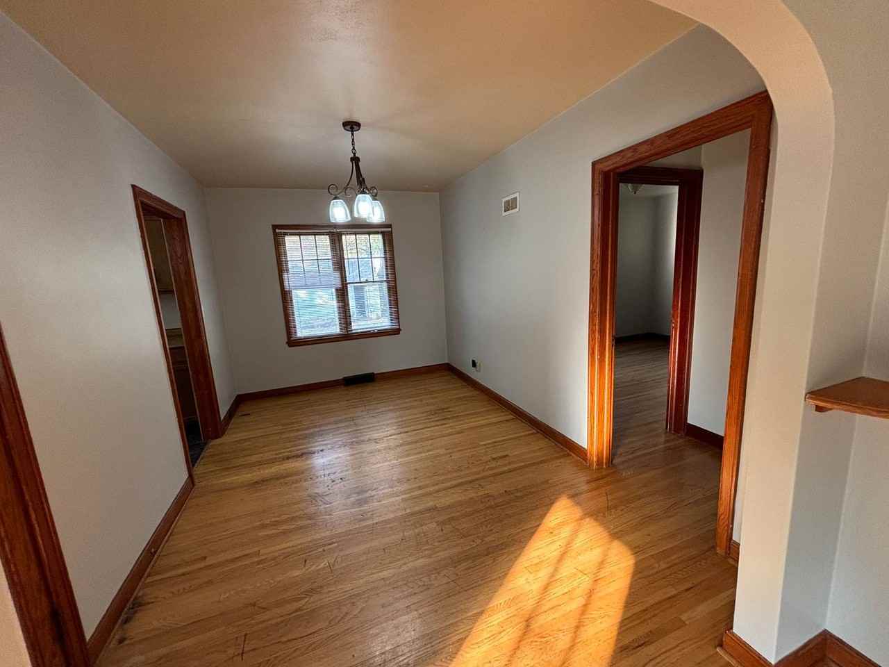 1202 4th Ave S - Photo 5 of 21