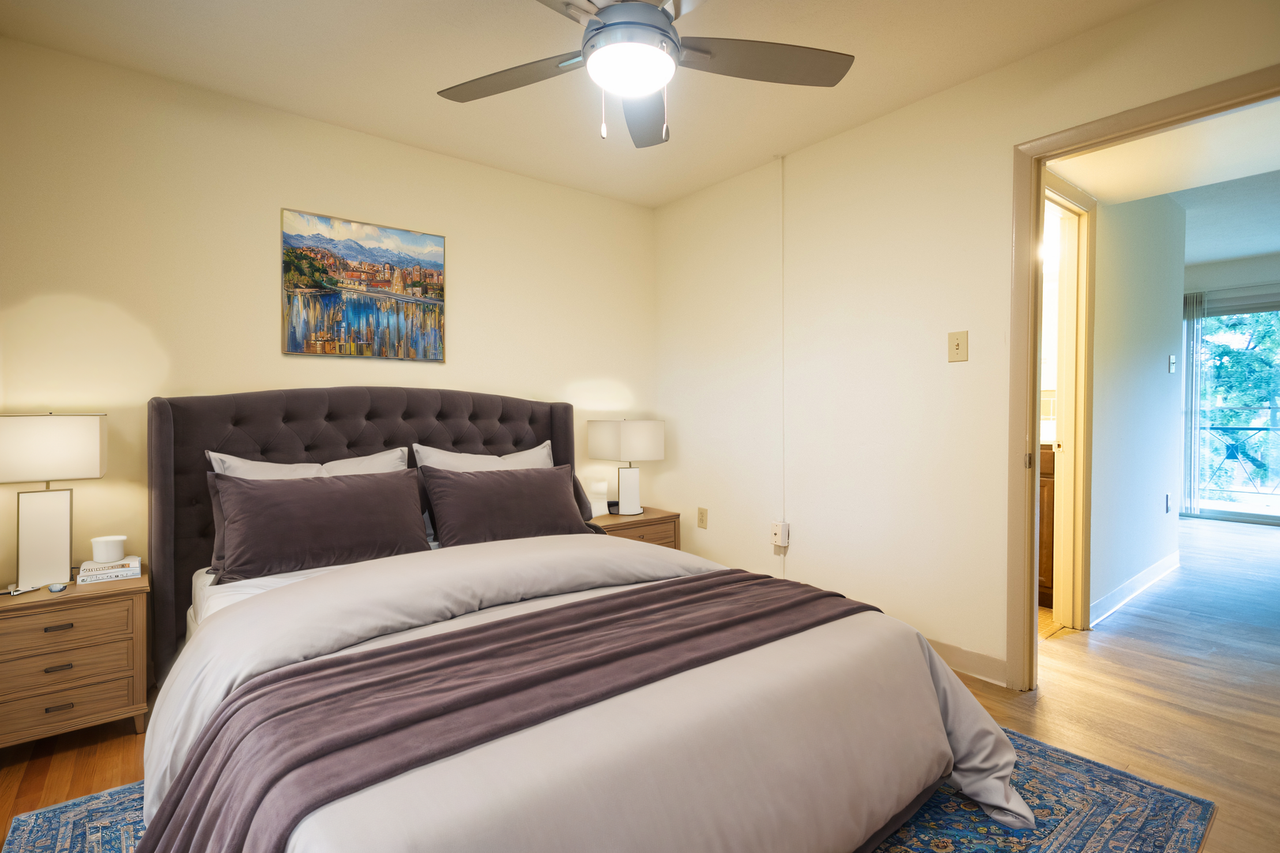 904 The Axis at 1435 - Photo 4 of 8
