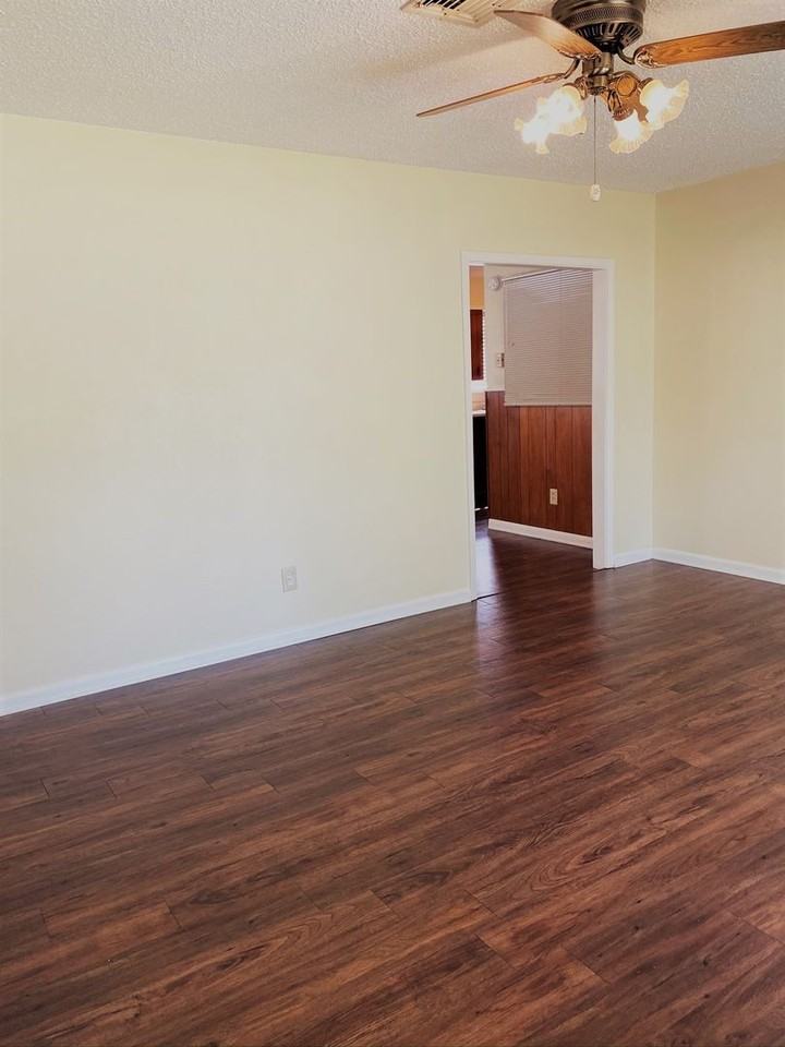 3000 Norman Place - Photo 7 of 43