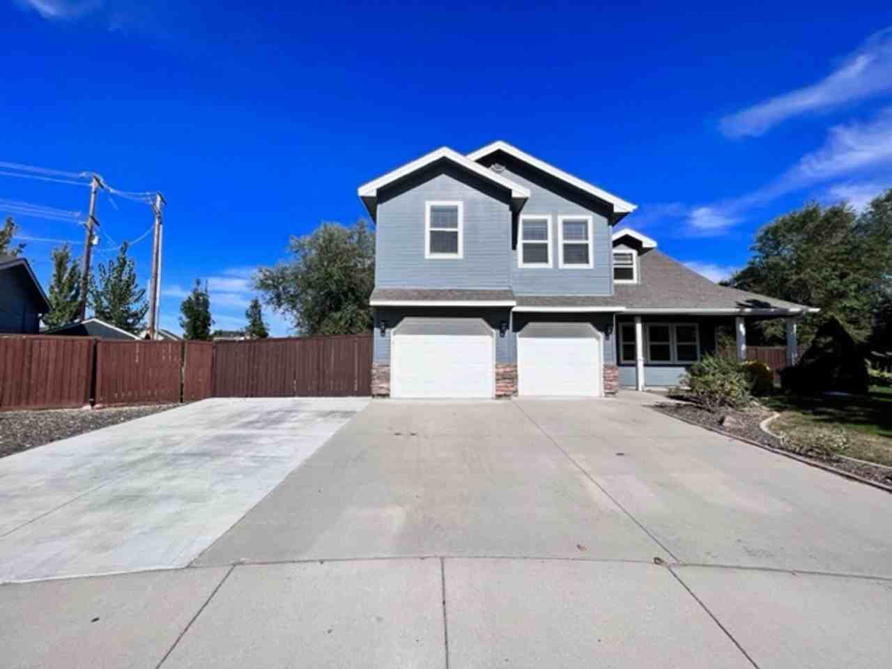 3134 N Blue Springs Ave - Photo 3 of 42