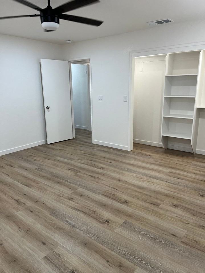 6155 Foote Rd - Photo 5 of 10