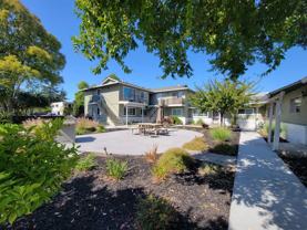 201 Loma Verde Ave #C - Photo 1 of 1