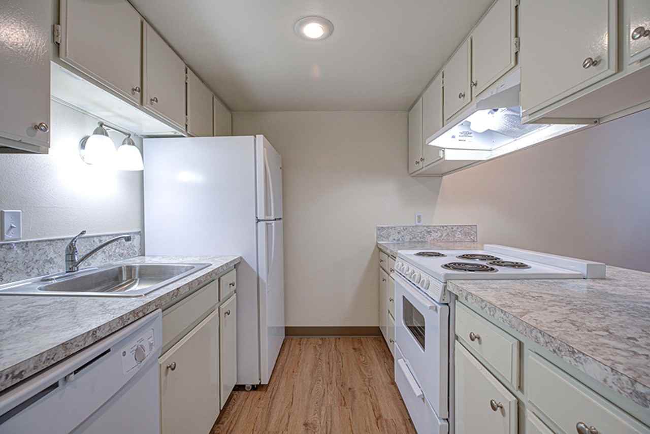 Brookshire Townhomes — Scappoose, OR - Photo 2 of 9