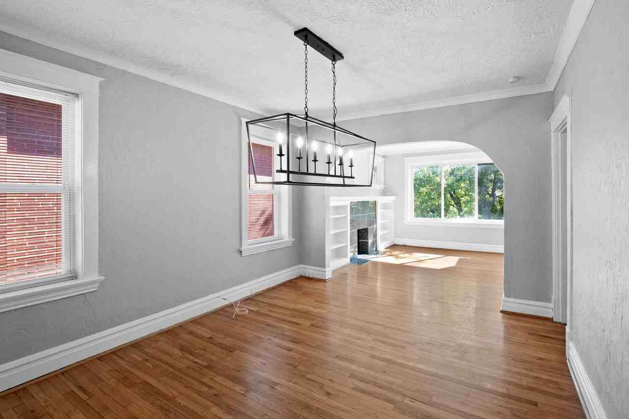 5345 Murdoch Ave - Photo 2 of 36