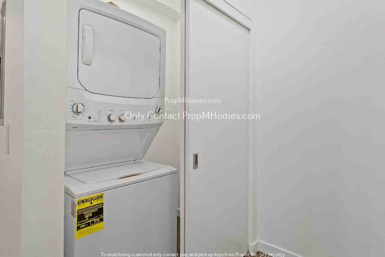 4485 Ne Rodney Ave #B - Photo 7 of 8