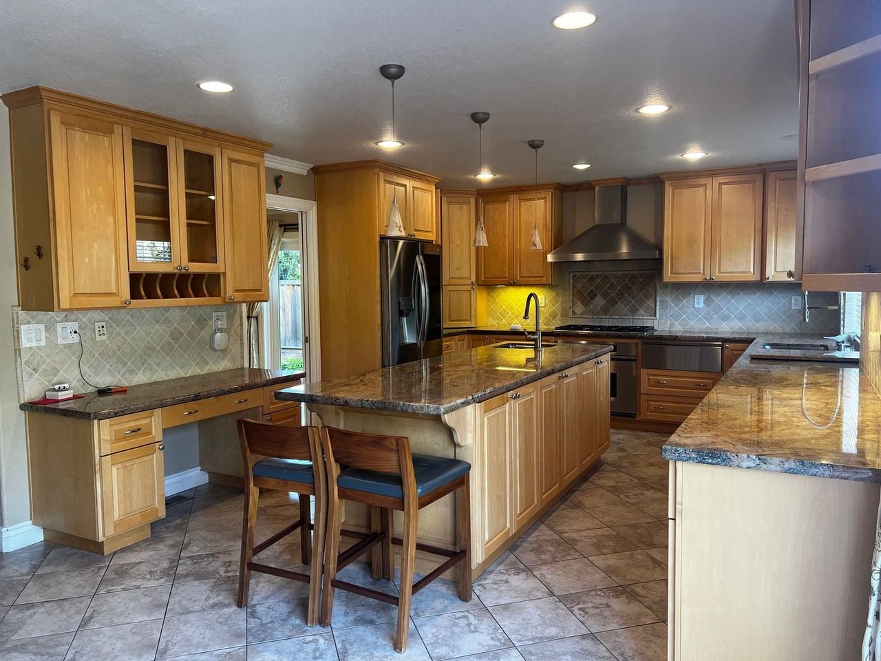 1623 Mariani Dr - Photo 2 of 44