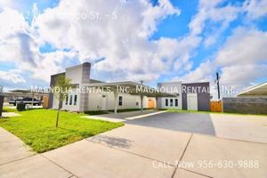 featured image of 3112 Kenwood Street #5