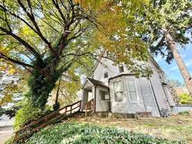 414 E Mercer St #1 - Photo 1 of 1