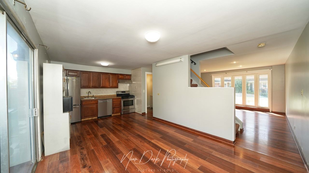 7913 N Nordica Ave - Photo 3 of 18