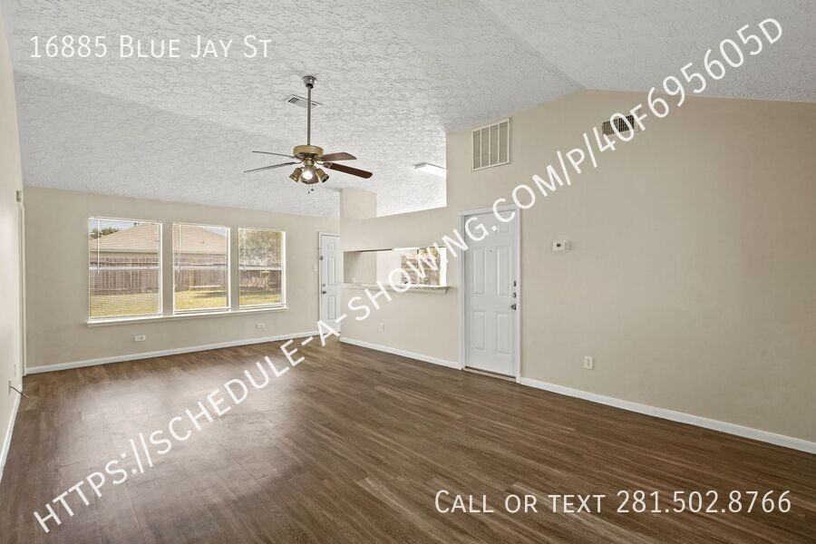 16885 Blue Jay St - Photo 2 of 10