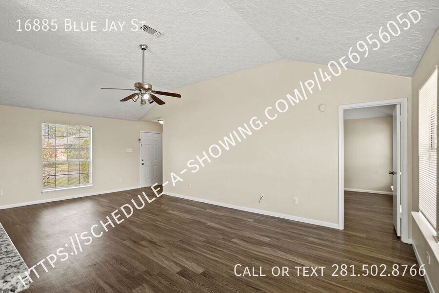 16885 Blue Jay St - Photo 3 of 10