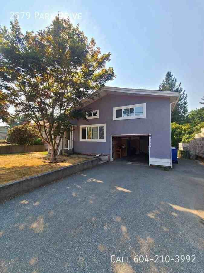 2579 Park Dr - Photo 2 of 18