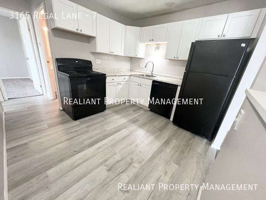 3165 Regal Ln #7 - Photo 5 of 11