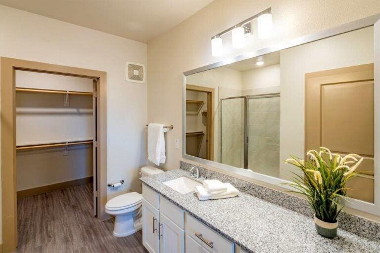 The Duvall - Photo 5 of 41