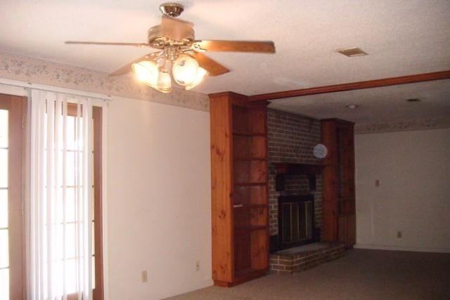 607 Greenbriar Rd - Photo 2 of 8